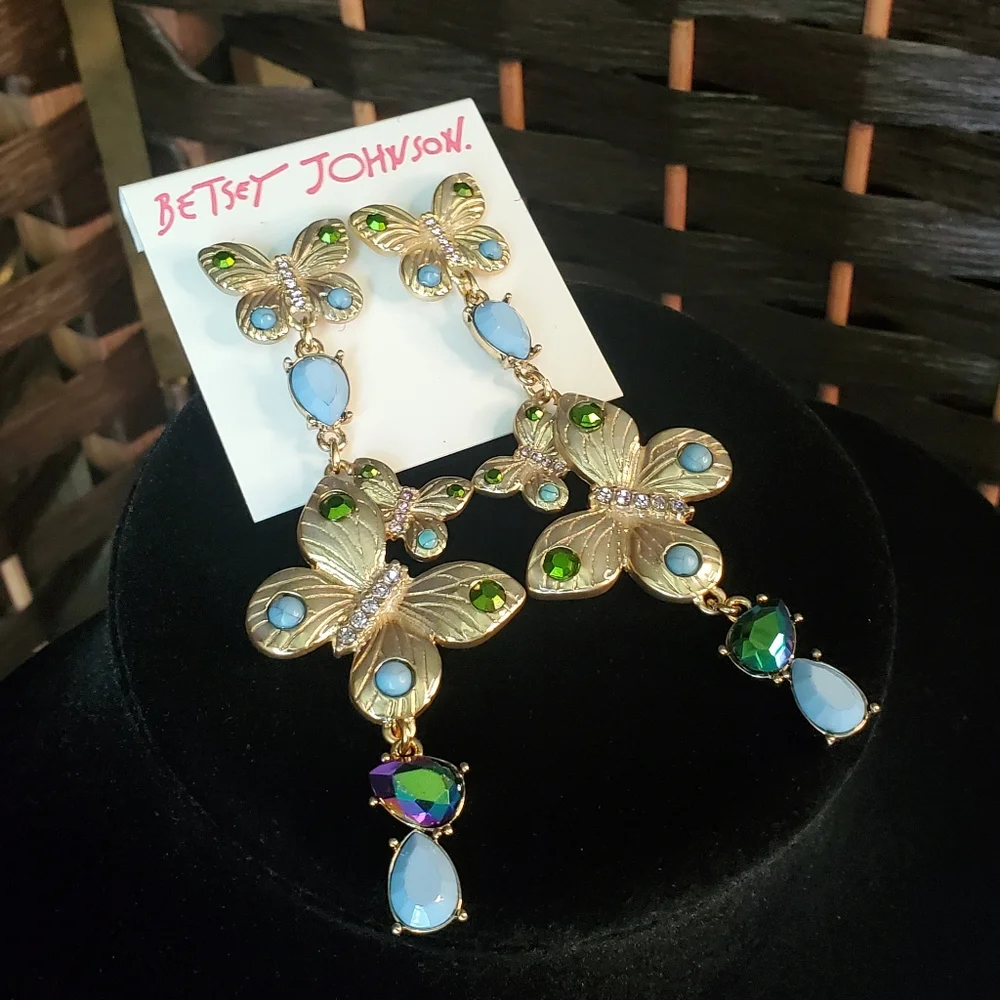 Betsey Johnson Matching Butterfly 🦋 Earrings - Picture 5 of 10